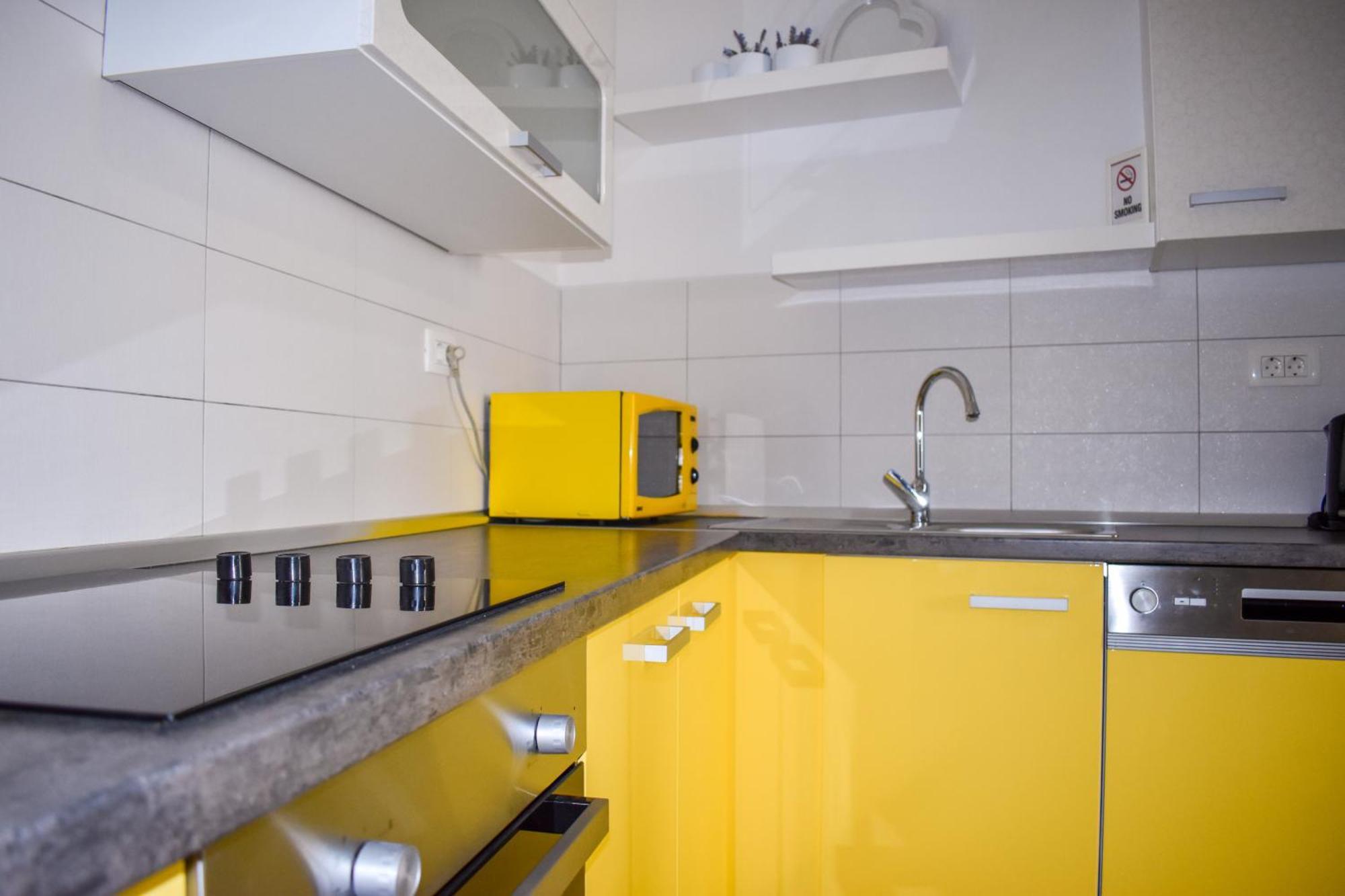 Apartmani Amra Novi Vinodolski Buitenkant foto