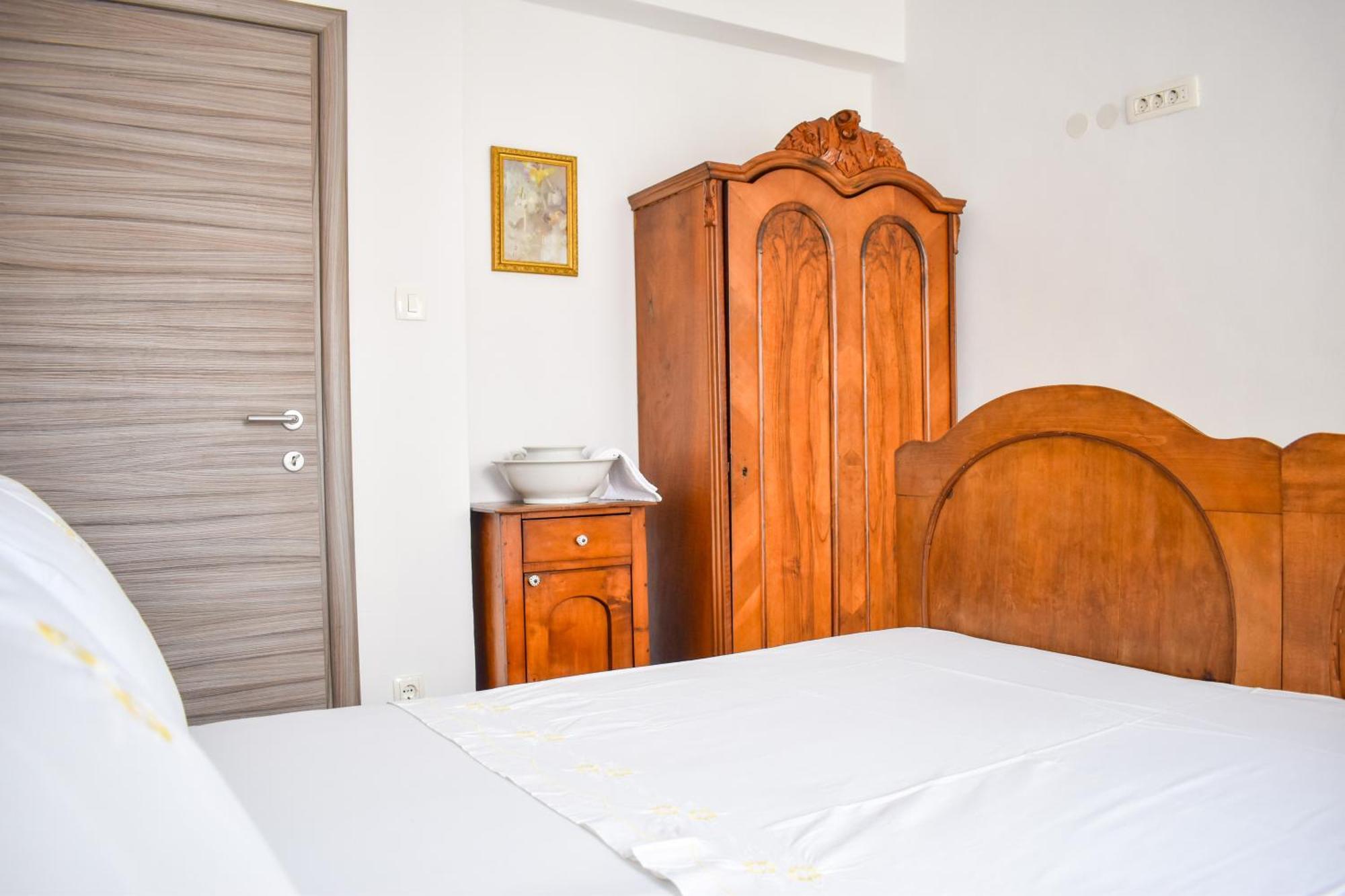 Apartmani Amra Novi Vinodolski Buitenkant foto