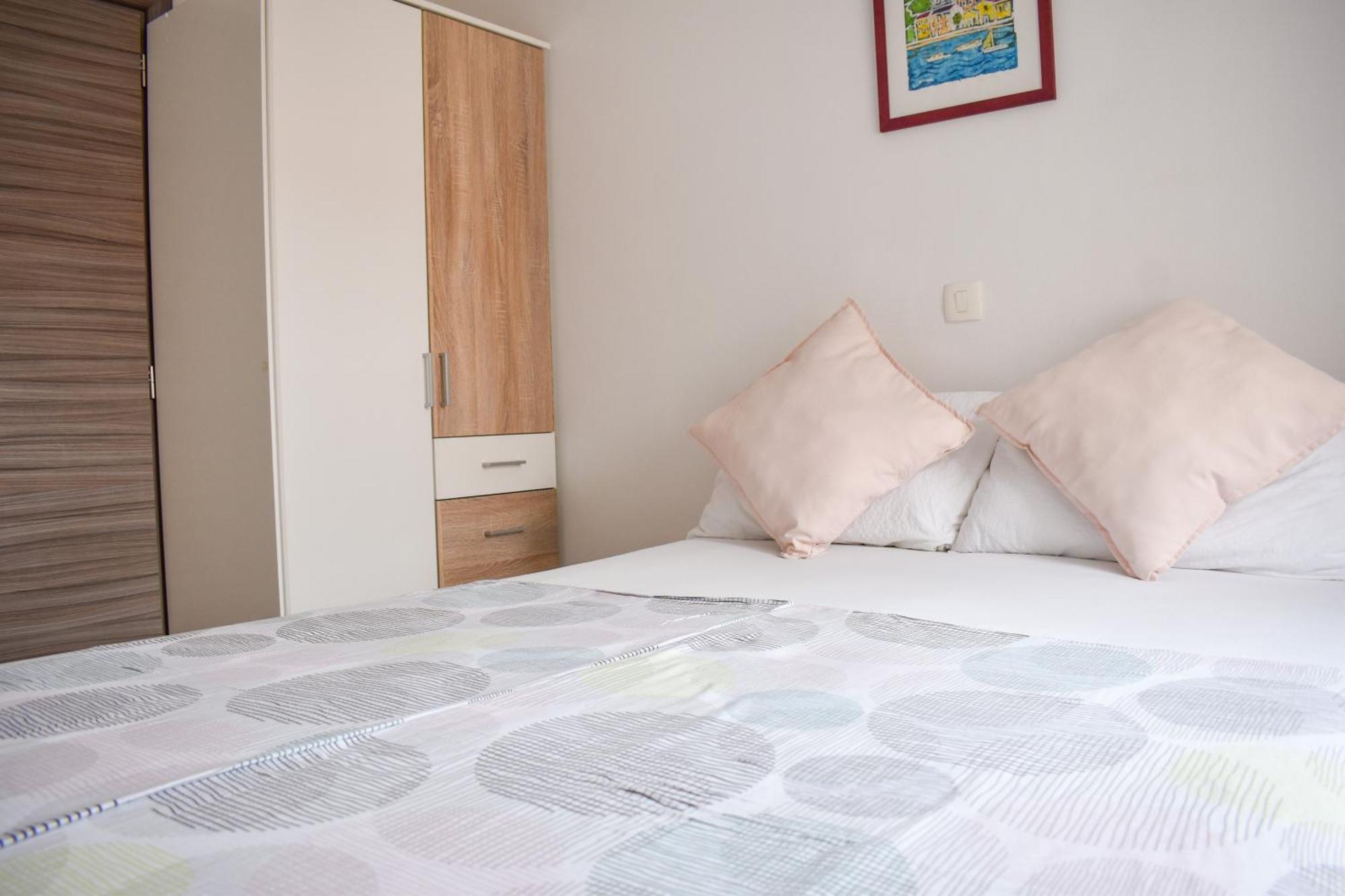 Apartmani Amra Novi Vinodolski Buitenkant foto