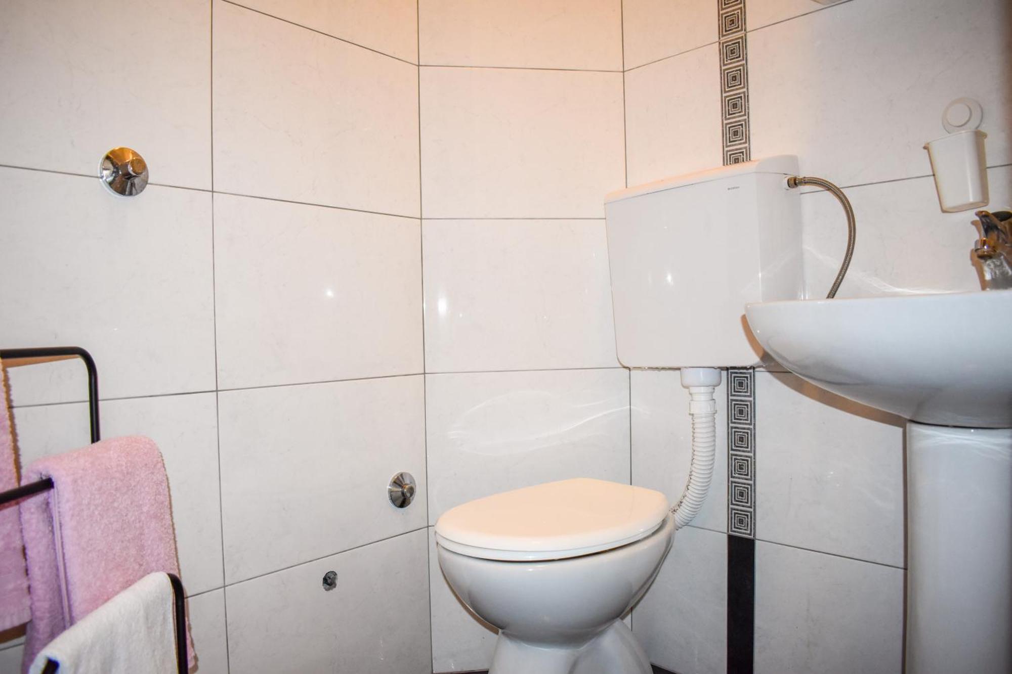 Apartmani Amra Novi Vinodolski Kamer foto