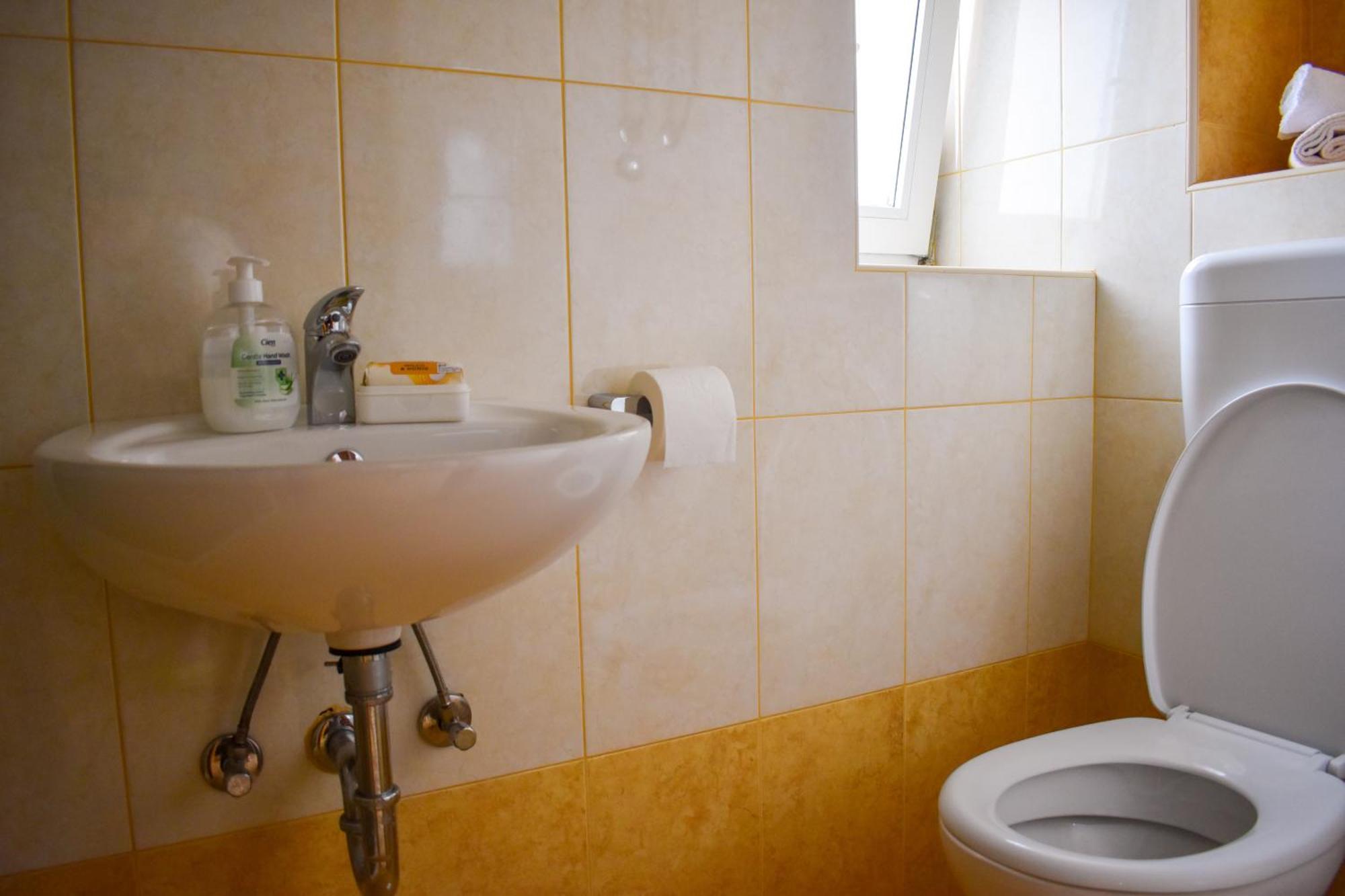 Apartmani Amra Novi Vinodolski Kamer foto